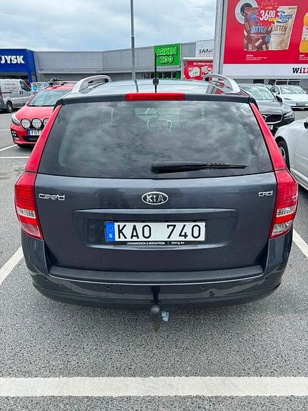 Kia Ceed 3 of 5