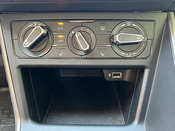 Volkswagen Polo 12 of 13