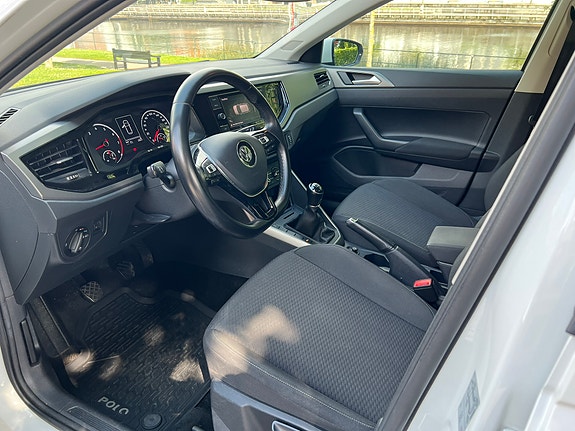 Volkswagen Polo 11 of 13