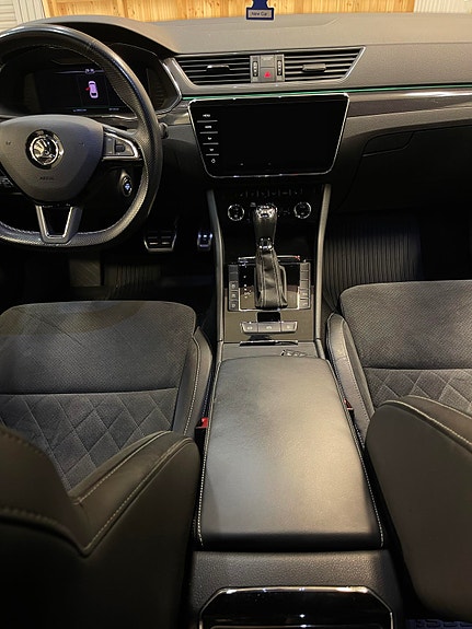 Skoda Superb 6 of 7