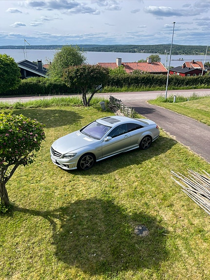 Mercedes-Benz CL63 8 of 18