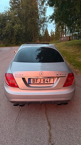 Mercedes-Benz CL63 4 of 5