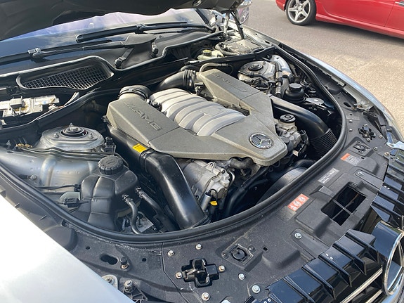 Mercedes-Benz CL63 14 of 18