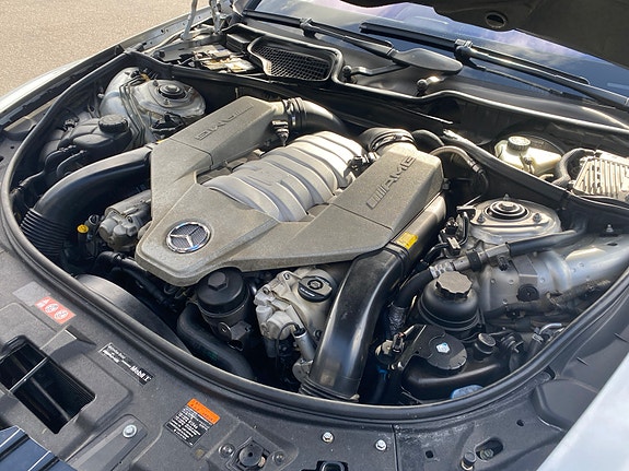 Mercedes-Benz CL63 13 of 18
