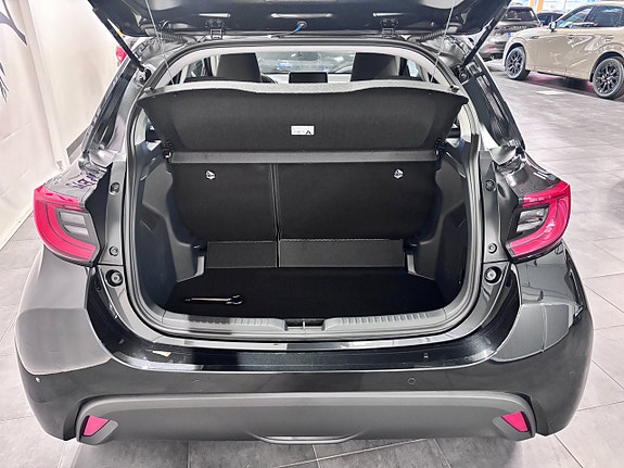 Mazda 2 15 of 15