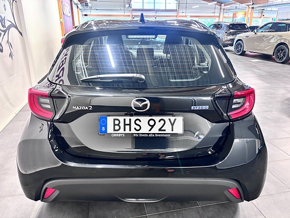 Mazda 2 4 of 15