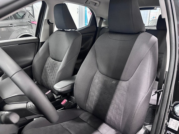 Mazda 2 5 of 15