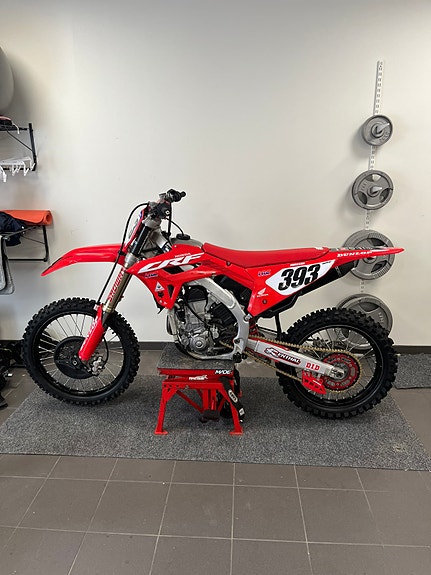 Honda CRF 450 3 of 3