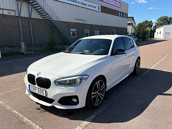 BMW 116d 2 of 6