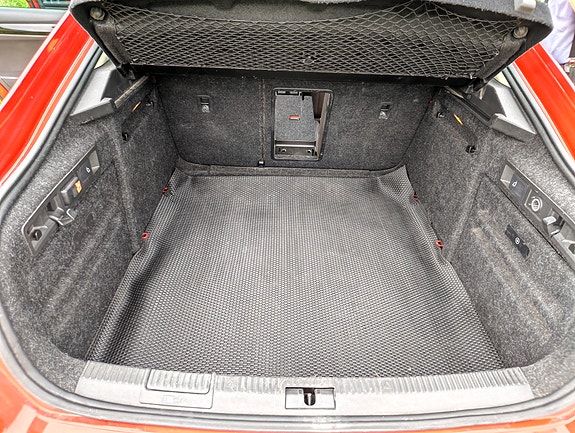Skoda Superb 9 of 11