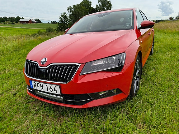 Skoda Superb 3 of 5