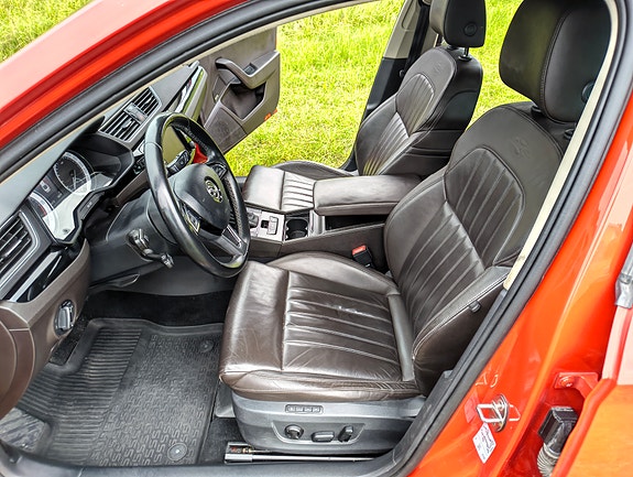 Skoda Superb 6 of 11
