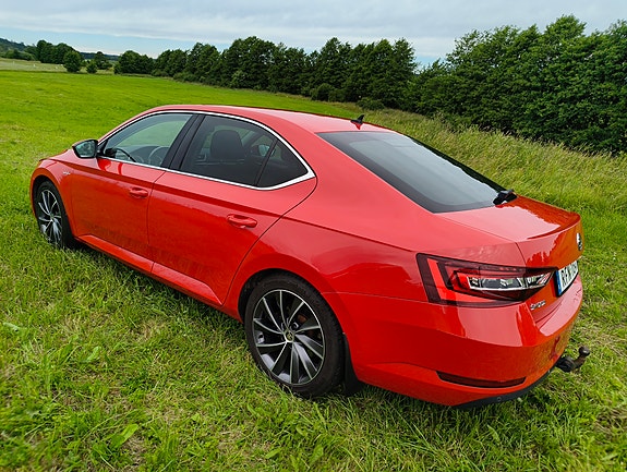 Skoda Superb 4 of 5