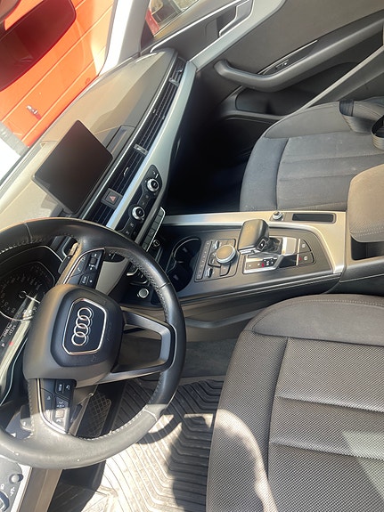Audi A4 8 of 11