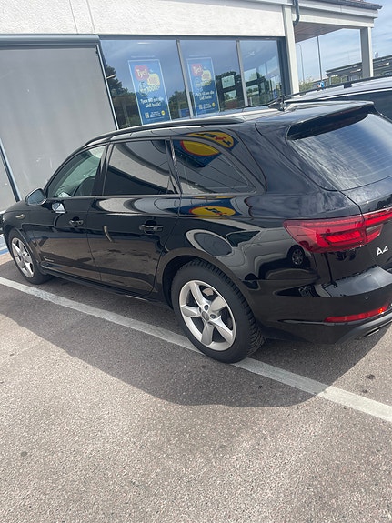 Audi A4 2 of 11