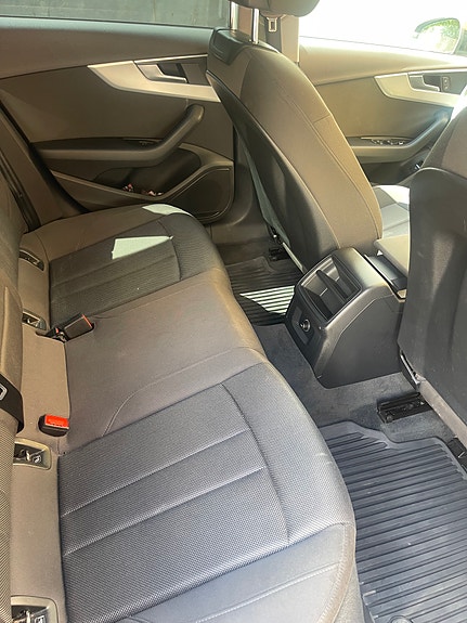 Audi A4 11 of 11