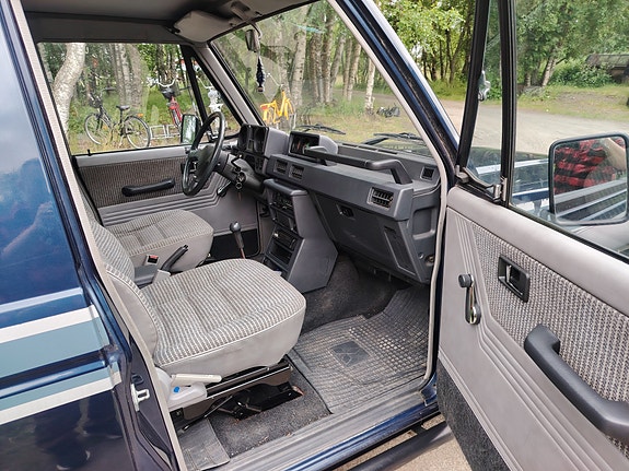 Mitsubishi Pajero 5 of 5