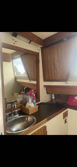 Carver Santa Cruz 26 Flybridge 5 of 11