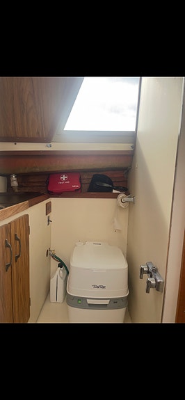 Carver Santa Cruz 26 Flybridge 3 of 11