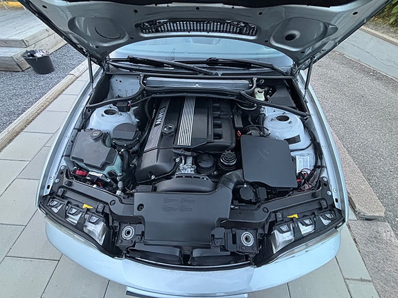 BMW 330Ci 6 of 10