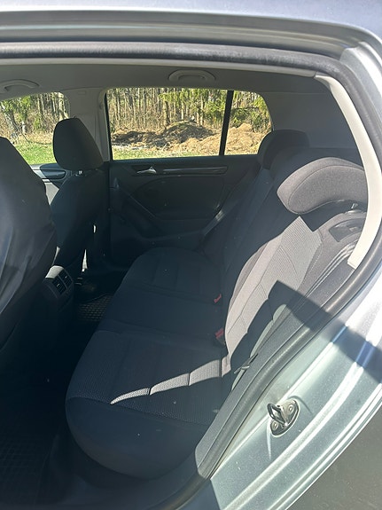 Volkswagen Golf VI 5 of 8