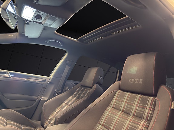 Volkswagen Golf I 13 of 26