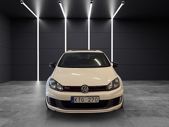 Volkswagen Golf I 2 of 5