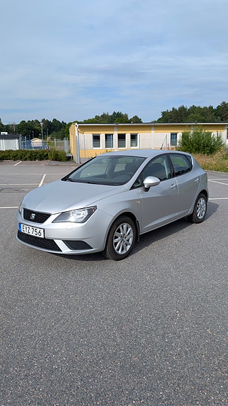 Seat Ibiza 2 of 5