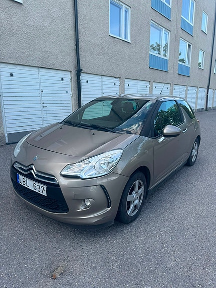 Citroen DS3 8 of 14