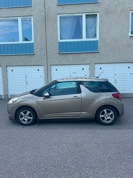 Citroen DS3 9 of 14