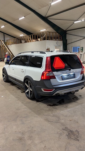 Volvo XC70 4 of 8