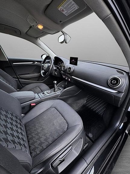 Audi A3 17 of 25