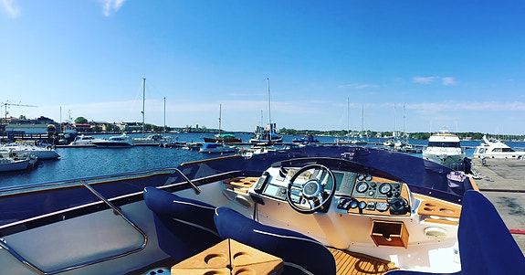 Nord West 390 Flybridge 4 of 5