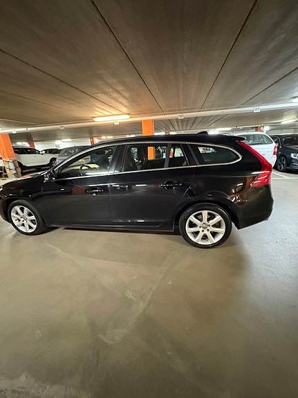 Volvo V60 5 of 5