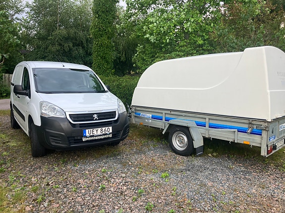 Peugeot Partner 2 of 5