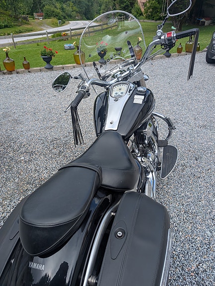 Yamaha XV1900A Midnight Star 3 of 8