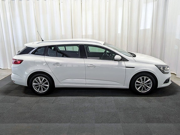 Renault Megane 5 of 12