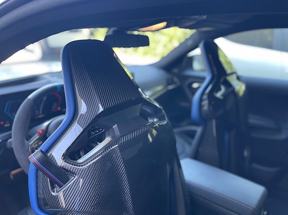 BMW M2 19 of 19