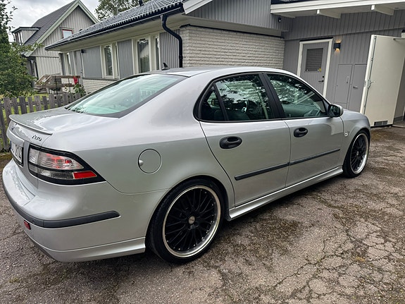 Saab 9-3 4 of 11