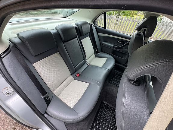 Saab 9-3 8 of 11