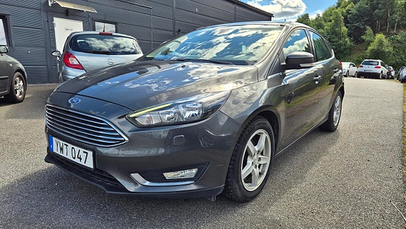 Ford Focus 2 of 5