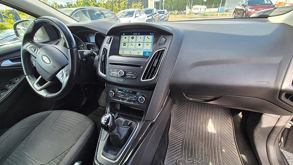 Ford Focus 6 of 7