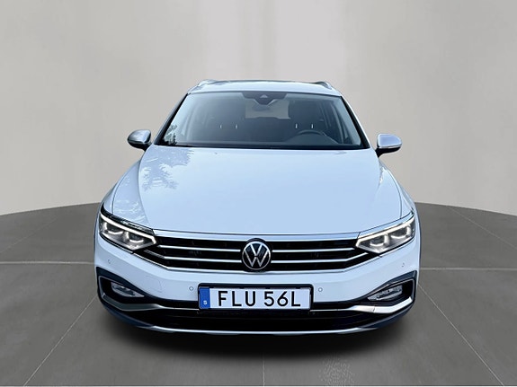 Volkswagen Passat Alltrack 6 of 15