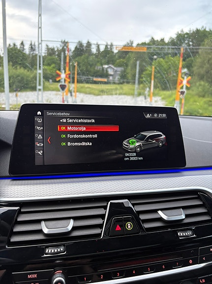 BMW 540i 27 of 28