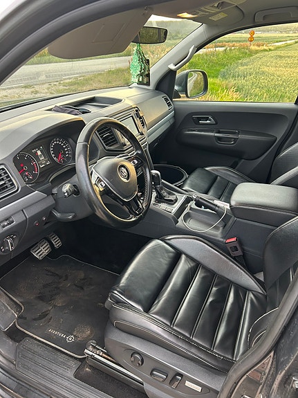 Volkswagen Amarok 4 of 4