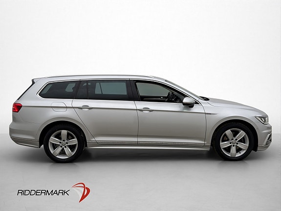 Volkswagen Passat 5 of 30