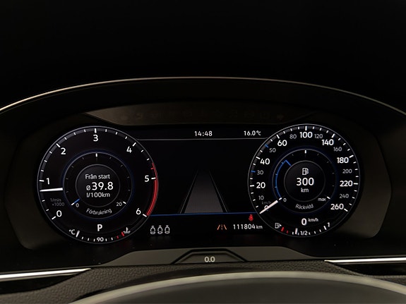 Volkswagen Passat 15 of 30