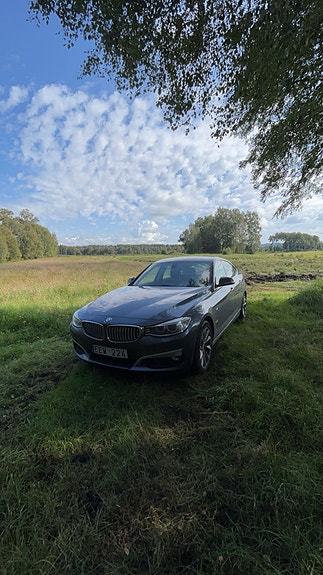 BMW 320d 9 of 13