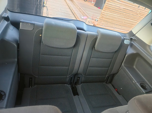 Volkswagen Touran 7 of 8