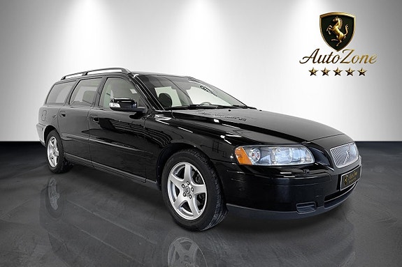 Volvo V70 8 of 18